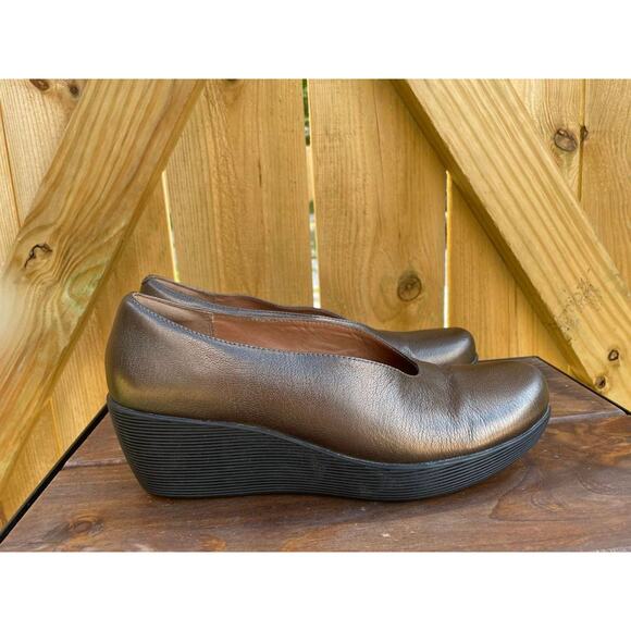 Clarks Shoes - Clarks Claribel Flare Wedges - Sz 9